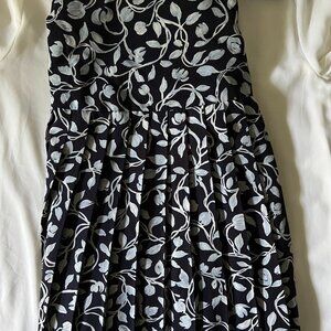 Midi Floral Pleated Skirt ✰